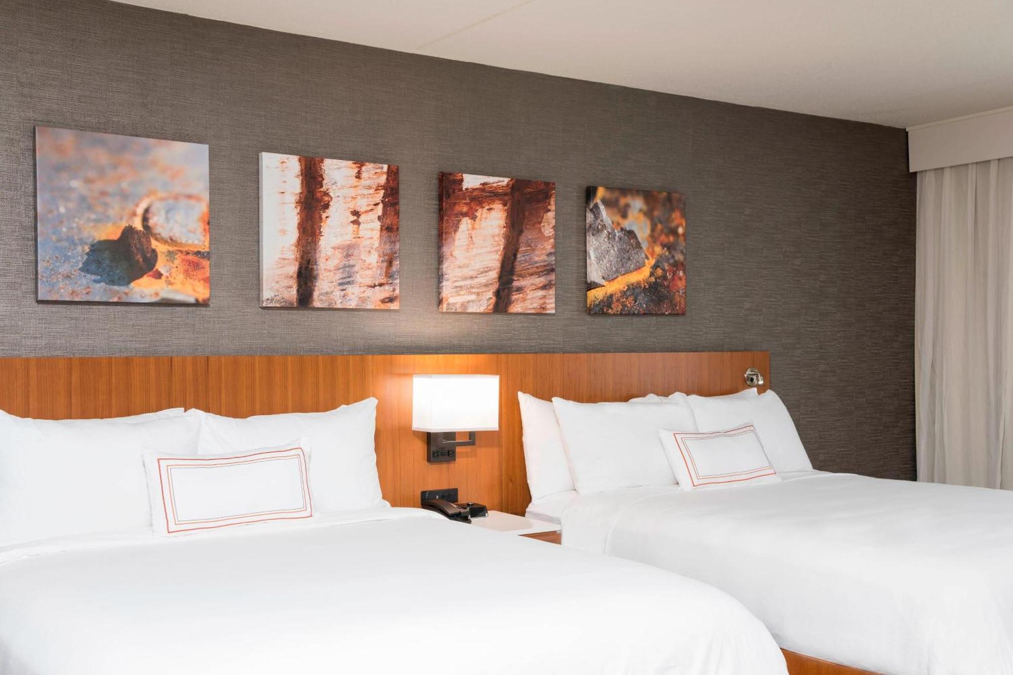Sonesta Hotel Grand Rapids Airport Kentwood Εξωτερικό φωτογραφία