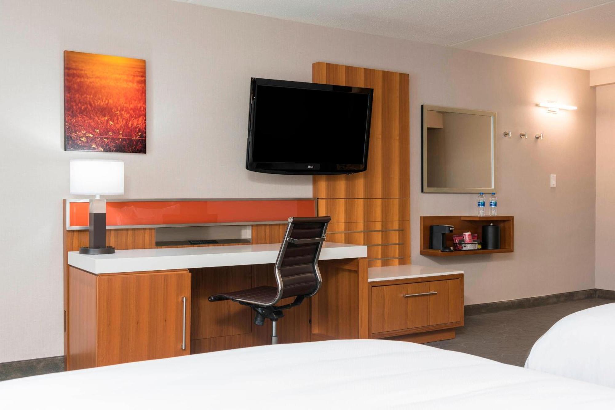 Sonesta Hotel Grand Rapids Airport Kentwood Εξωτερικό φωτογραφία