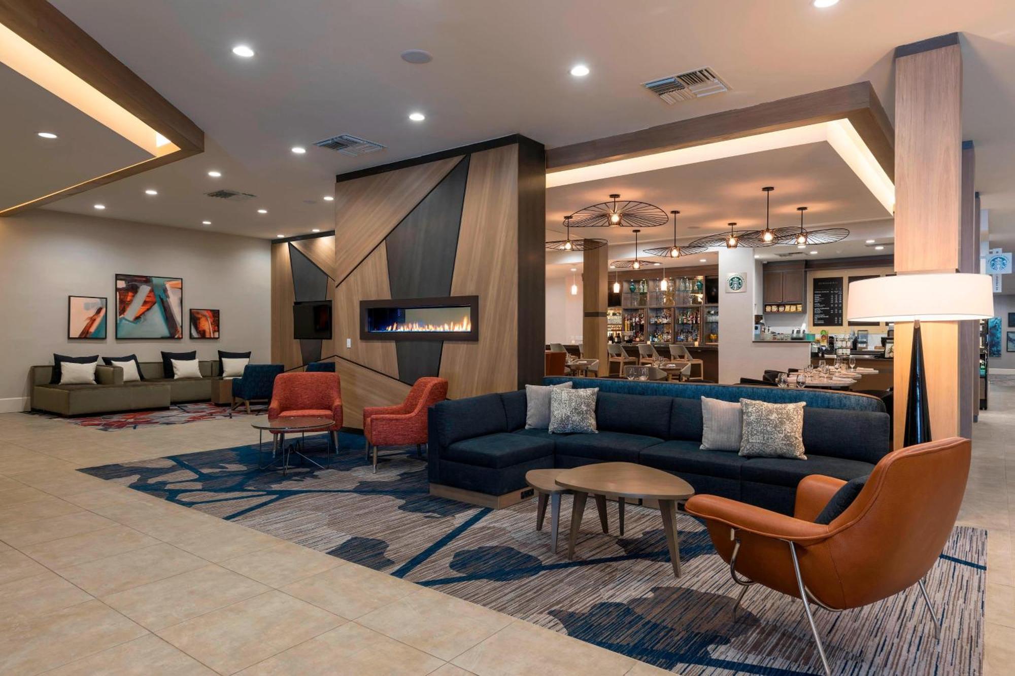 Sonesta Hotel Grand Rapids Airport Kentwood Εξωτερικό φωτογραφία