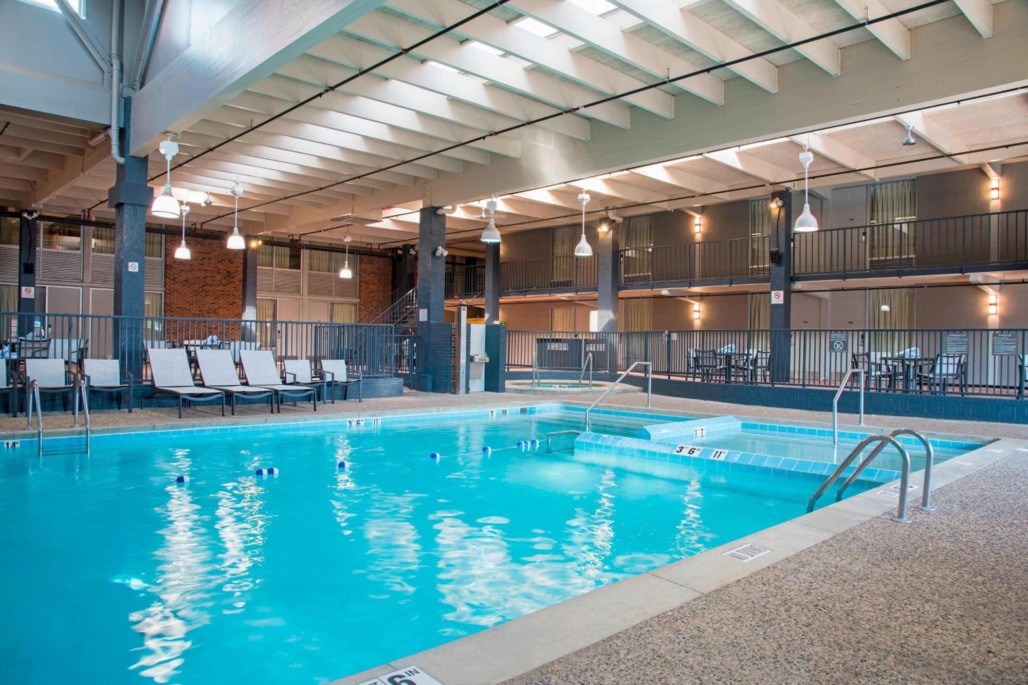 Sonesta Hotel Grand Rapids Airport Kentwood Εξωτερικό φωτογραφία
