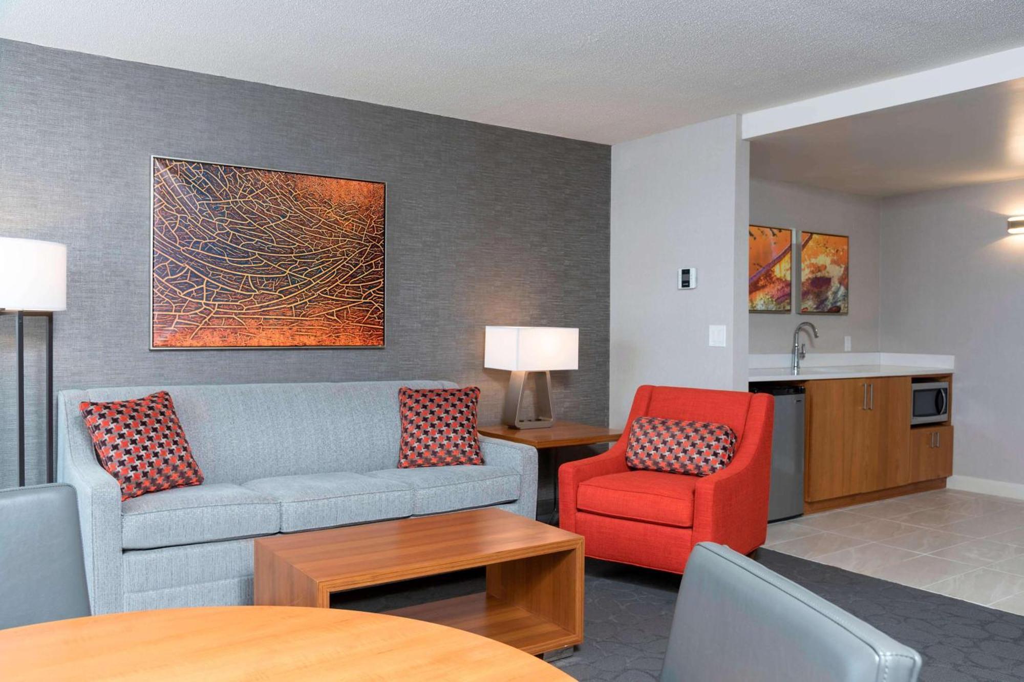 Sonesta Hotel Grand Rapids Airport Kentwood Εξωτερικό φωτογραφία