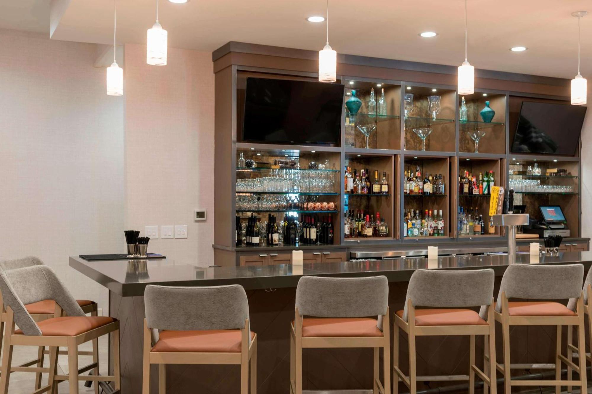 Sonesta Hotel Grand Rapids Airport Kentwood Εξωτερικό φωτογραφία