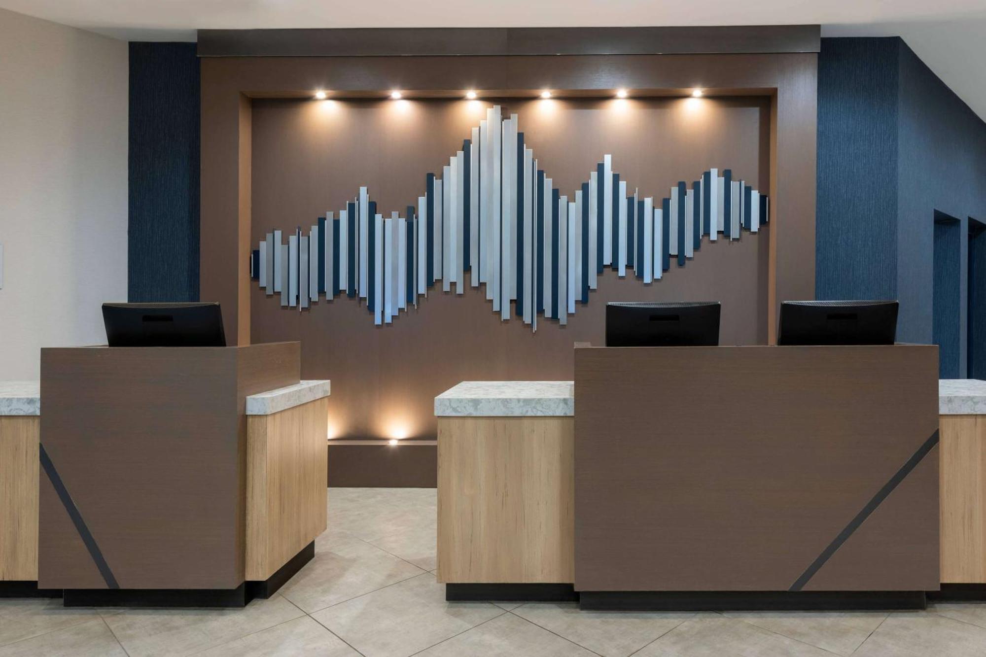 Sonesta Hotel Grand Rapids Airport Kentwood Εξωτερικό φωτογραφία