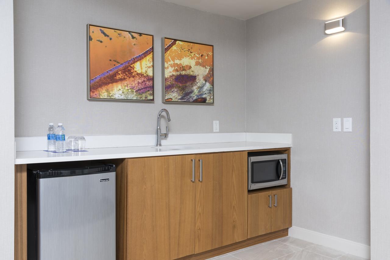 Sonesta Hotel Grand Rapids Airport Kentwood Εξωτερικό φωτογραφία